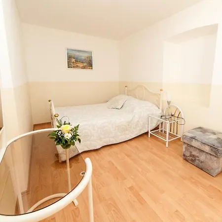Alen Apartment