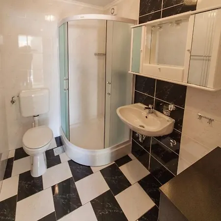 Alen Apartment